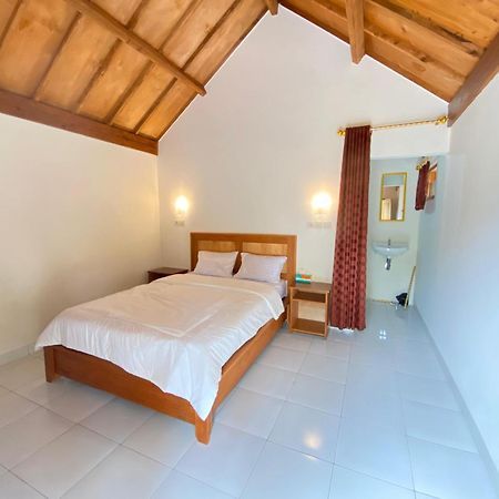 Avocado Homestay Tetebatu Exterior photo