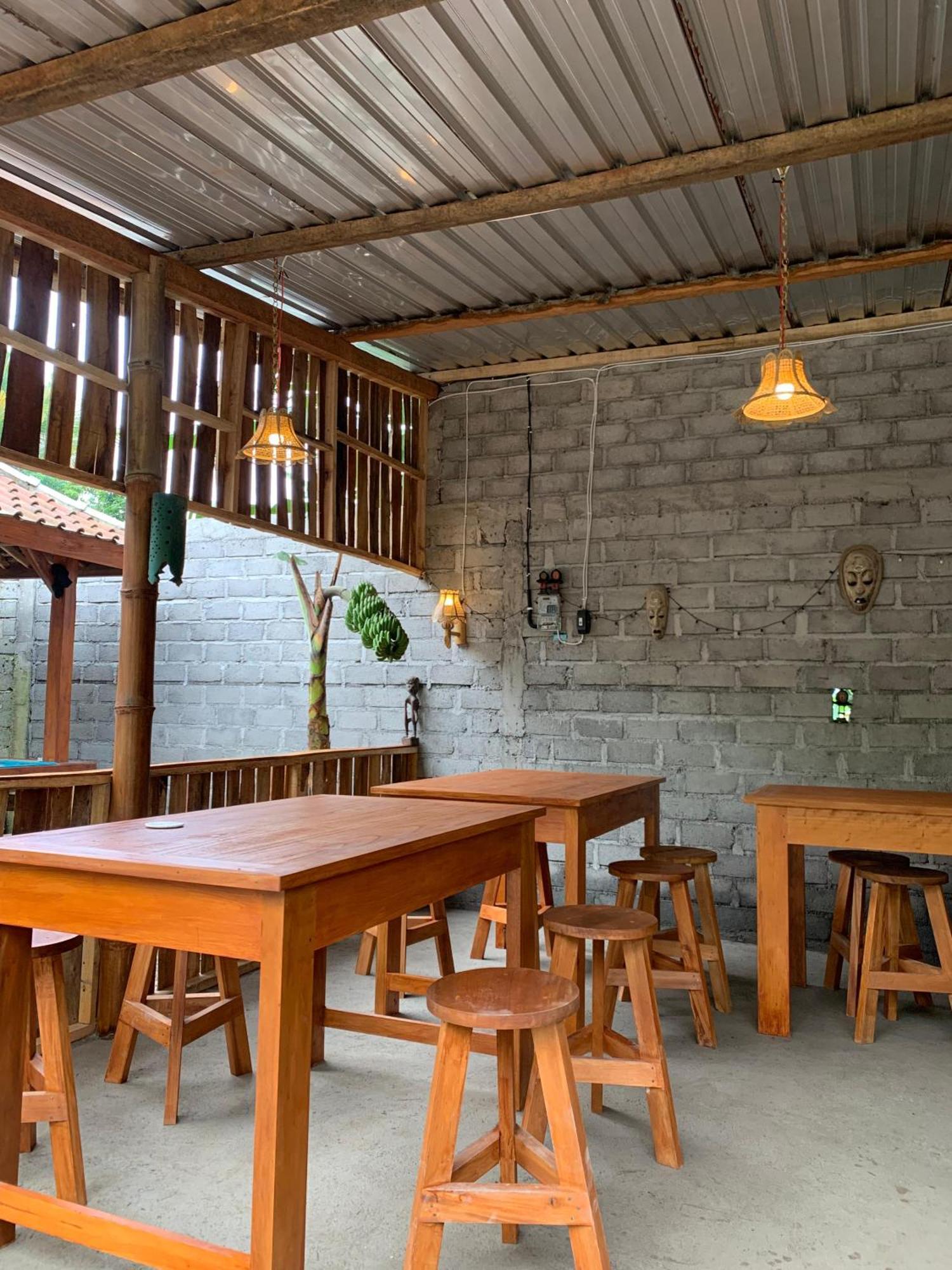 Avocado Homestay Tetebatu Exterior photo